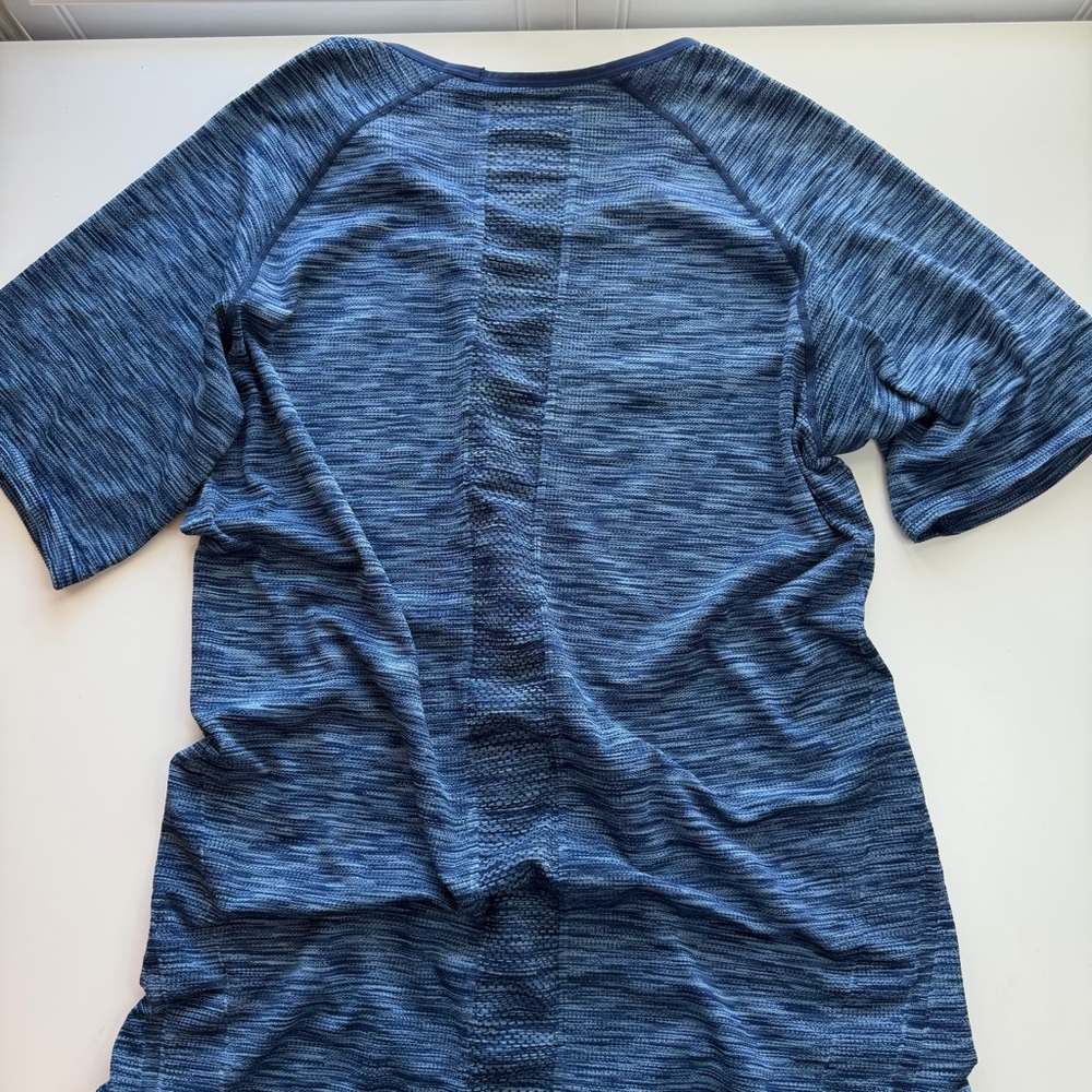 Livi Active Blue Heathered Short Sleeve Tee - Picture 5 of 7